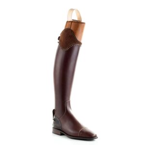 Stivali inglesi Erika in pelle marrone con Top in camoscio e decorazioni con borchie