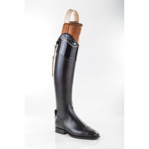 Stivali inglesi Messapia in pelle con zip posteriore e top in vernice con decorazione borchie